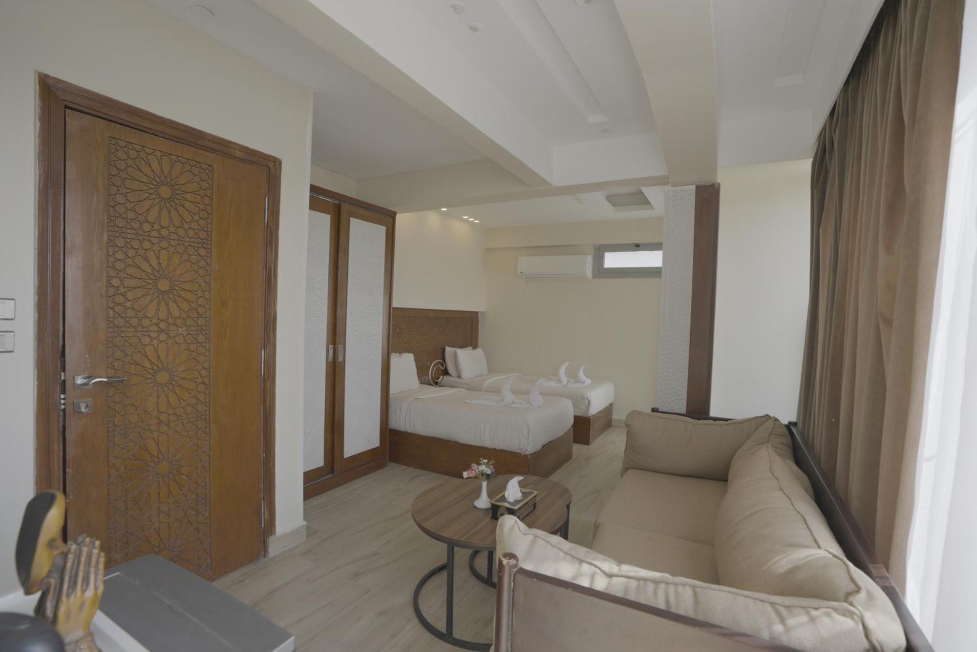 Hotel Queen Cleopatra Pyramids El El Cairo Exterior foto
